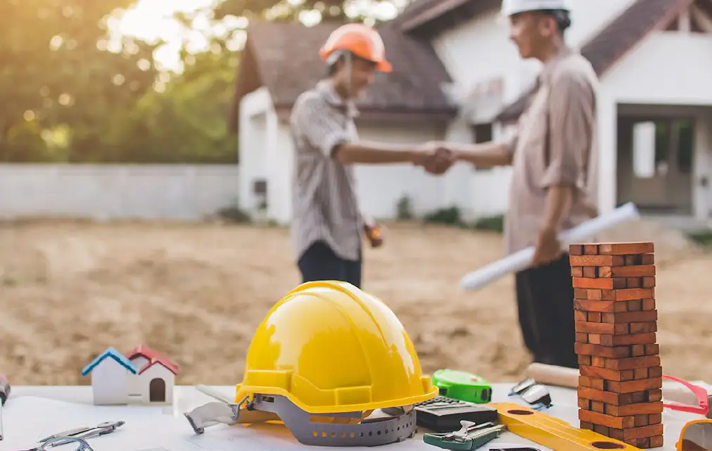 Finding the Right Contractor